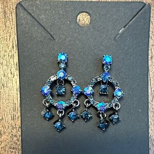 Sparkling Blue Dangle Earrings Vintage
